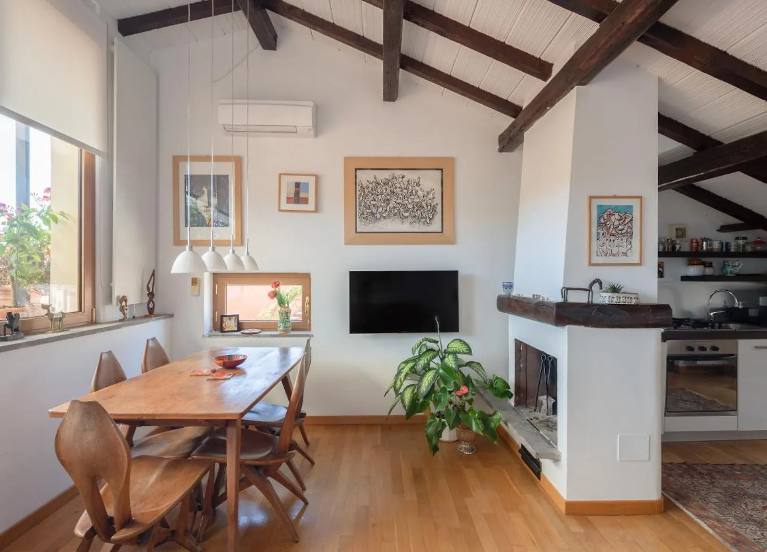 Valeria Terrace - Monti, Rome Apartment