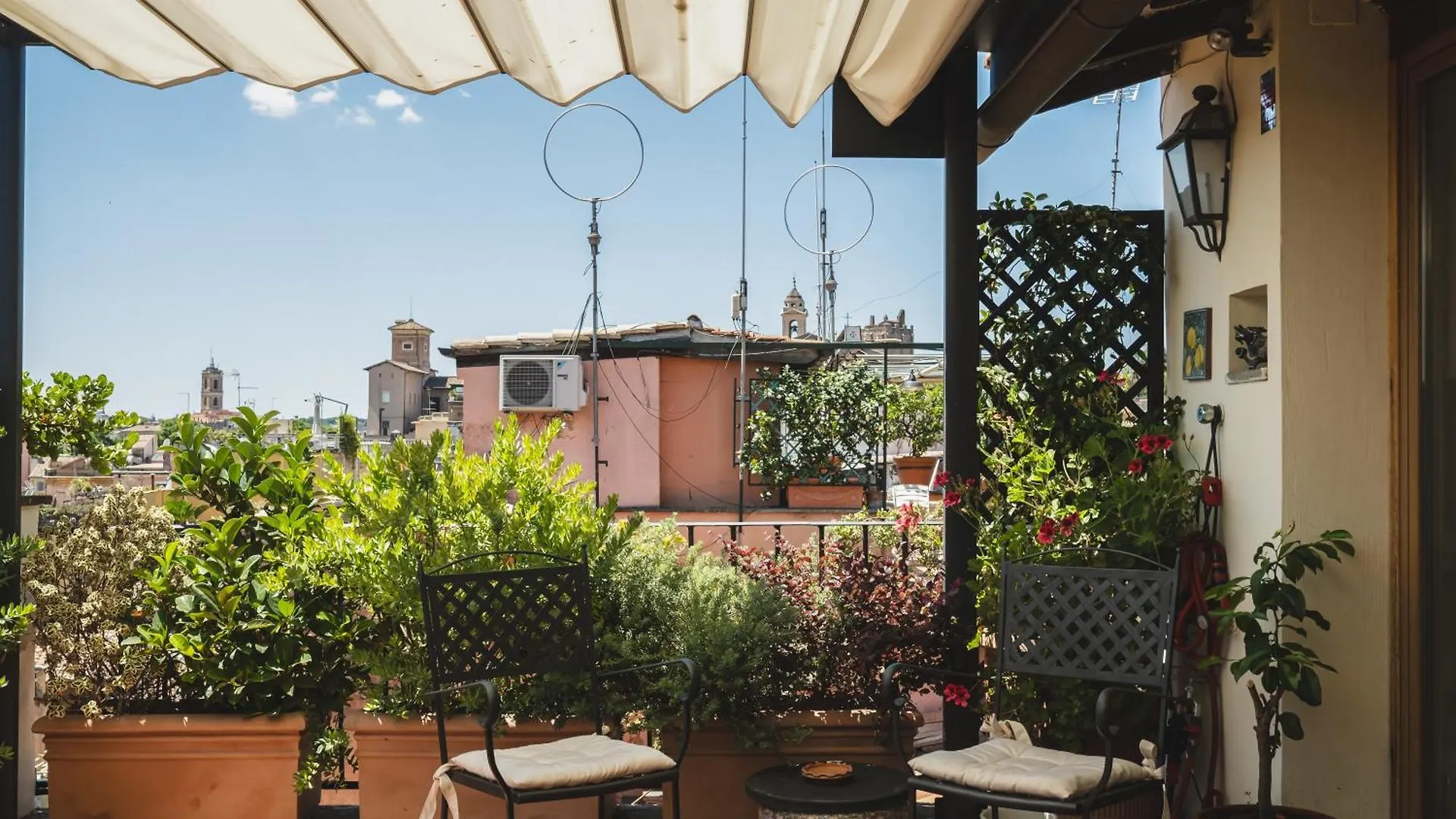 Valeria Terrace - Monti, Rome Apartment Italy